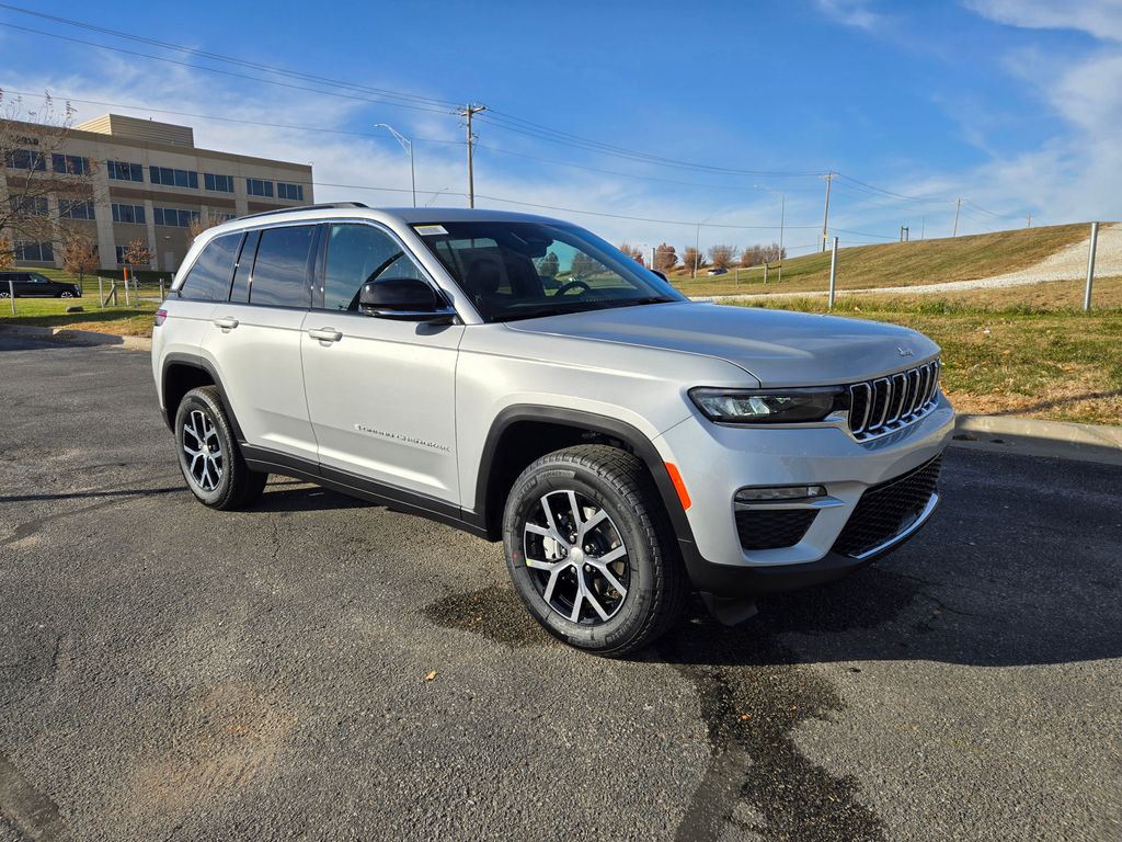 2025 Jeep Grand Cherokee Limited's photo