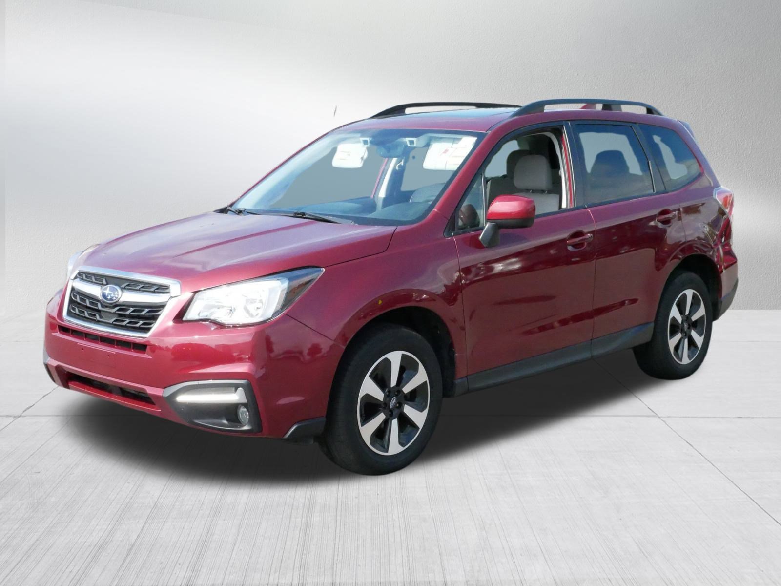 2018 Subaru Forester Premium photo 3