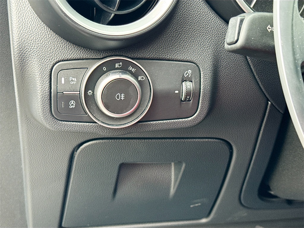 2022 Alfa Romeo Stelvio Ti Sport photo 10