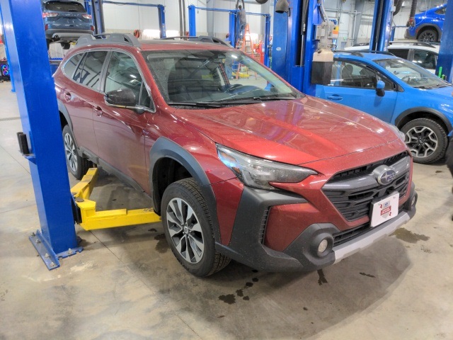 2023 Subaru Outback Limited's photo