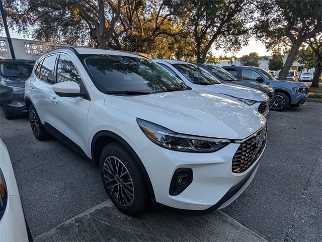 2025 Ford Escape Plug-In Hybrid Base photo 2