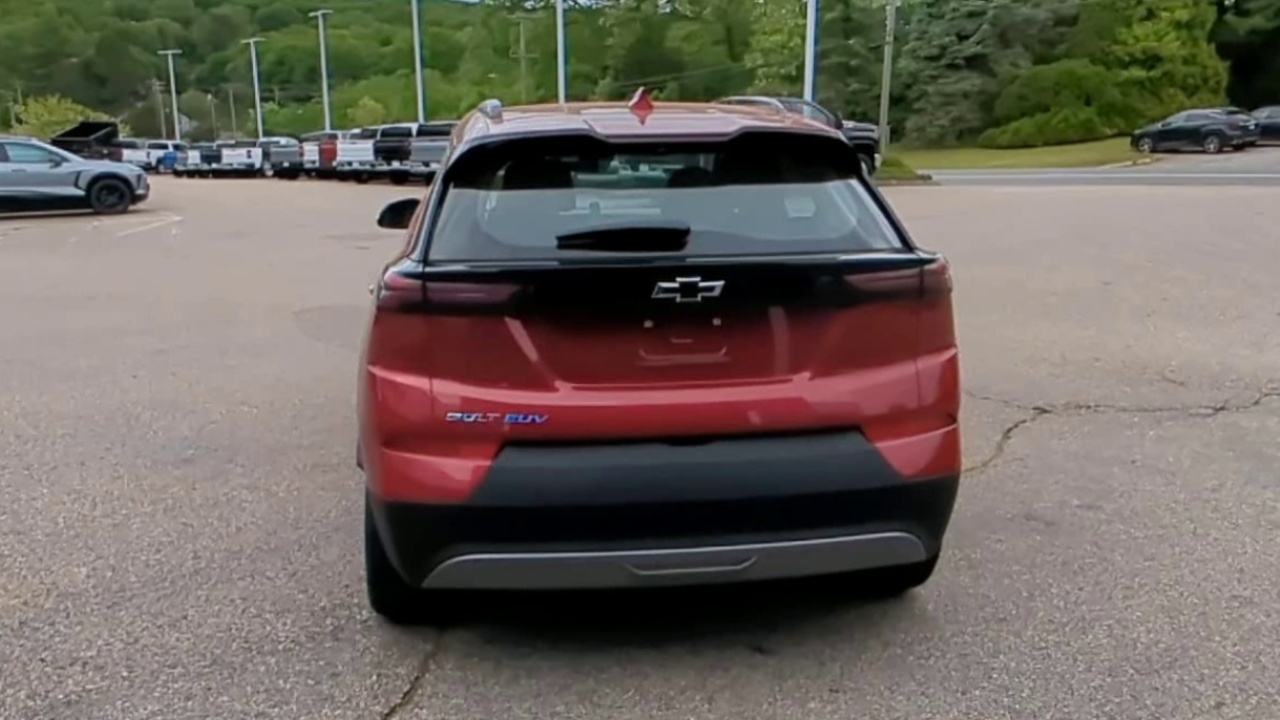 2022 Chevrolet Bolt EUV Premier photo 7