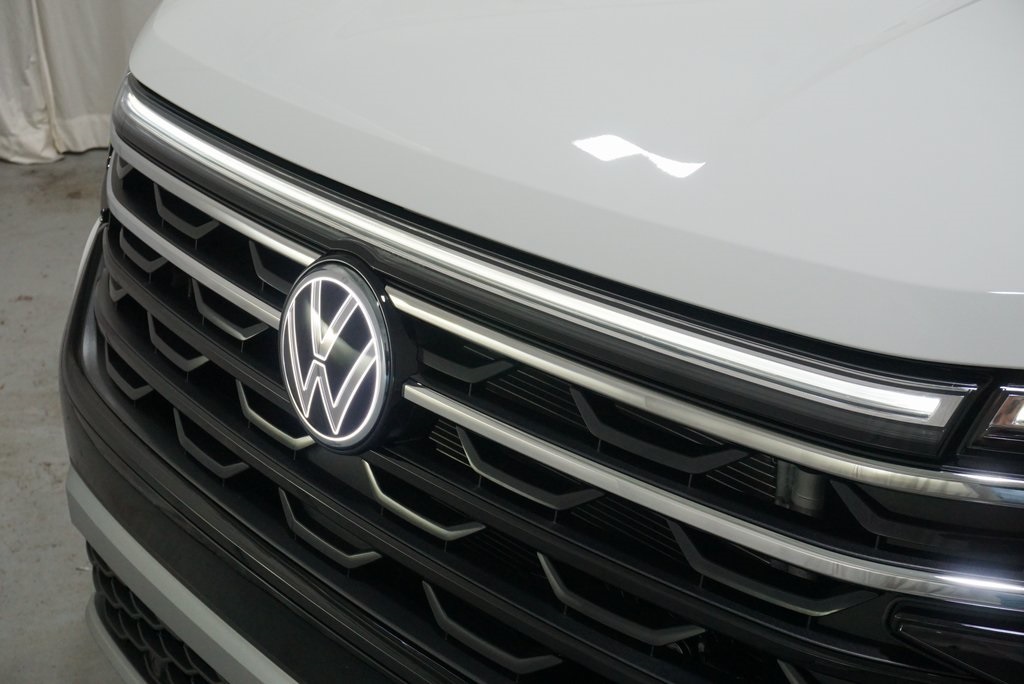 2025 Volkswagen Atlas Peak Edition SE photo 38