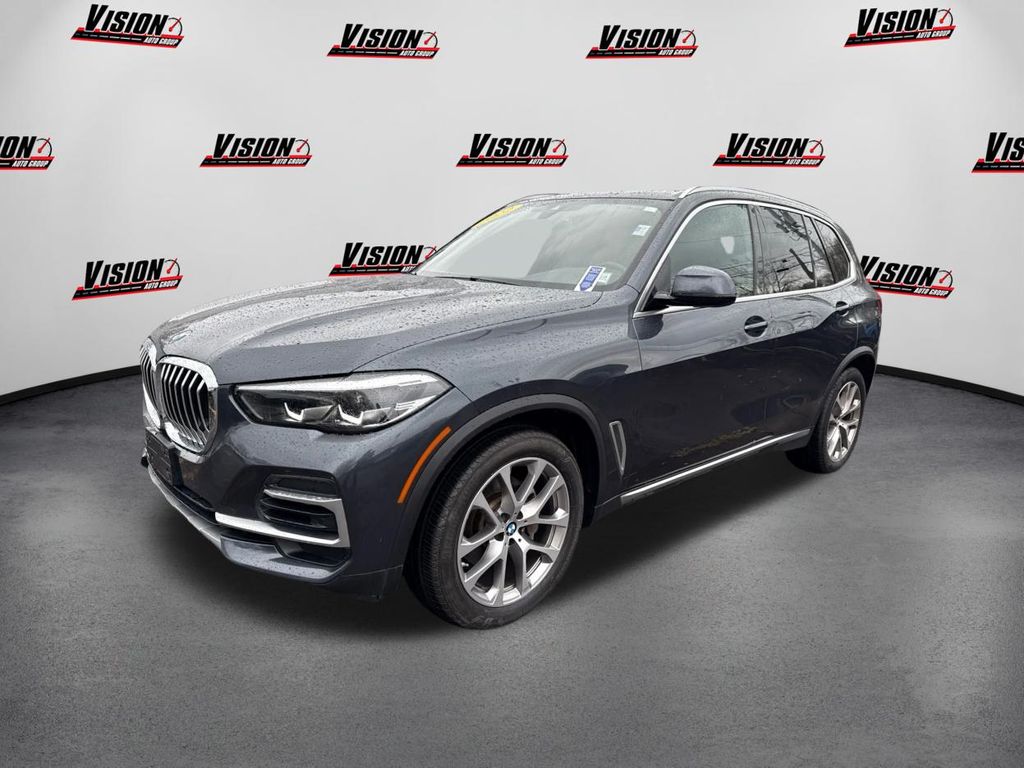 2022 BMW X5 40i's photo