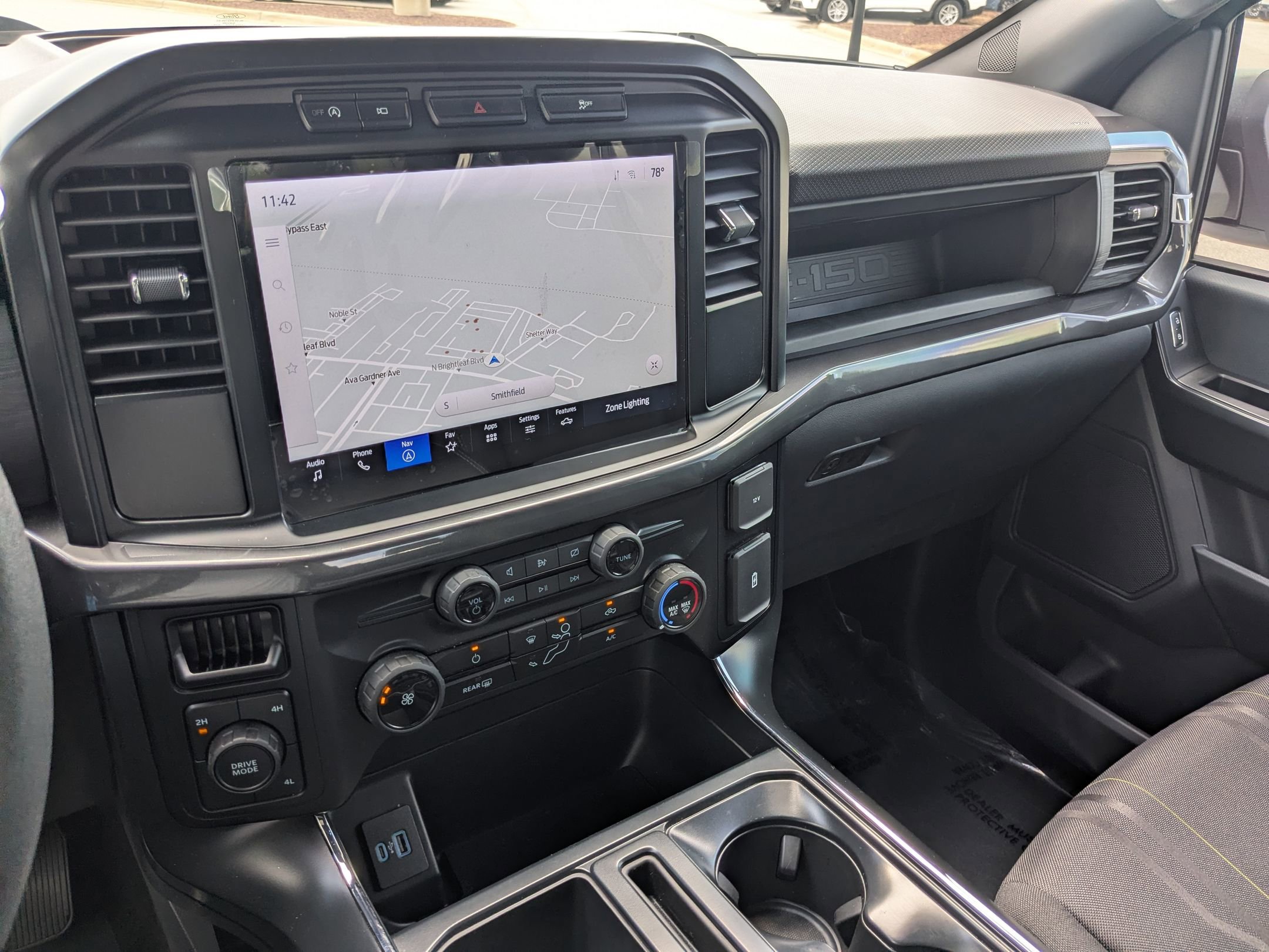 2024 Ford F-150 STX photo 23