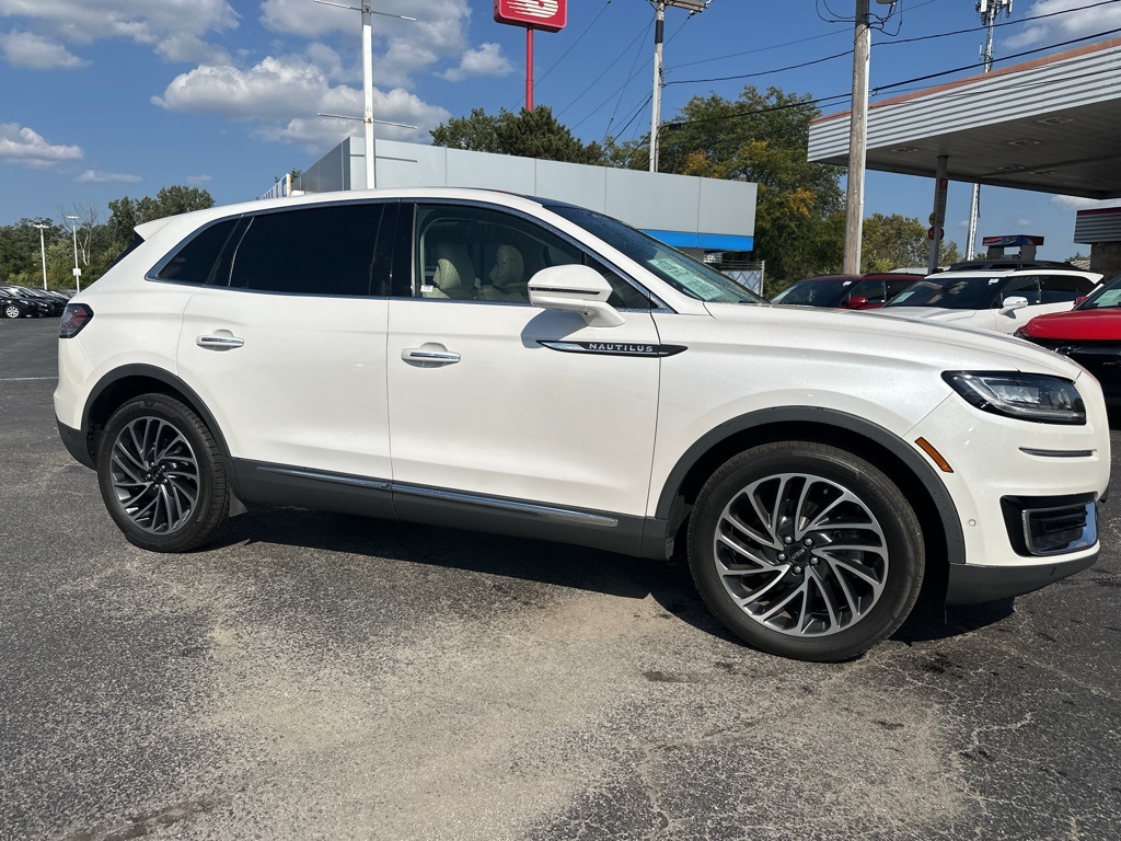 2019 Lincoln Nautilus Reserve photo 42