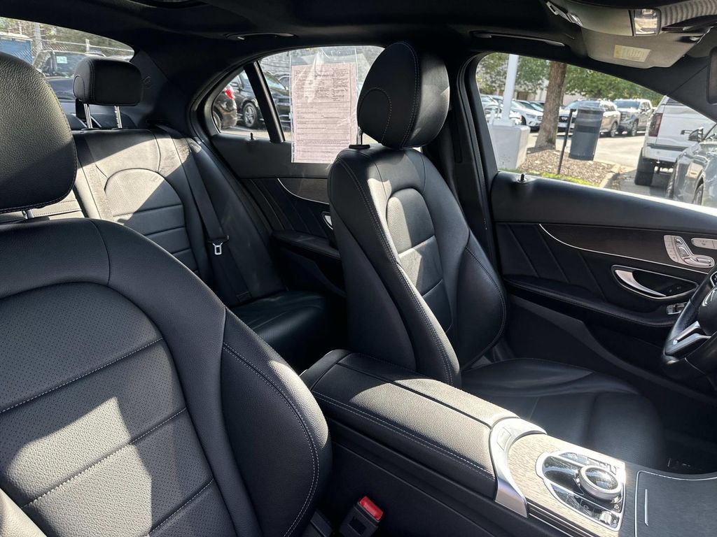 2019 Mercedes Benz C 300 photo 23