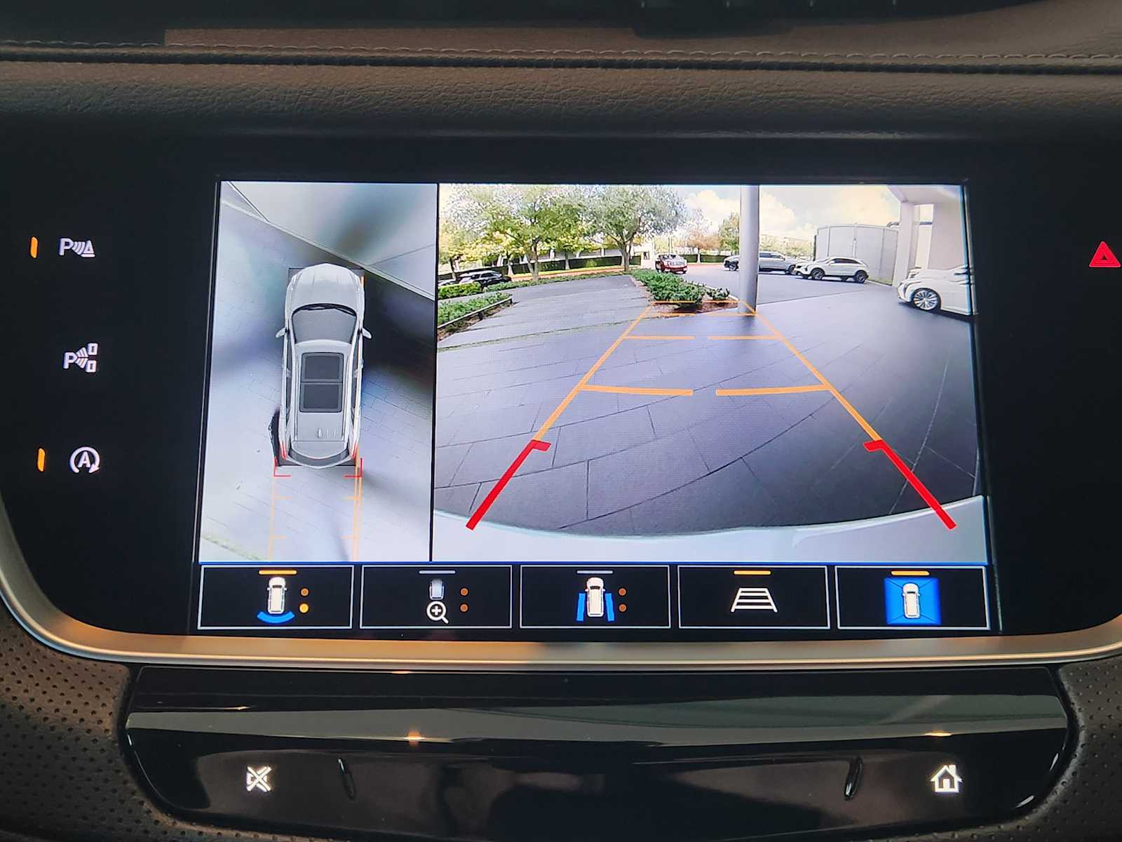 2025 Cadillac XT5 Premium Luxury photo 6