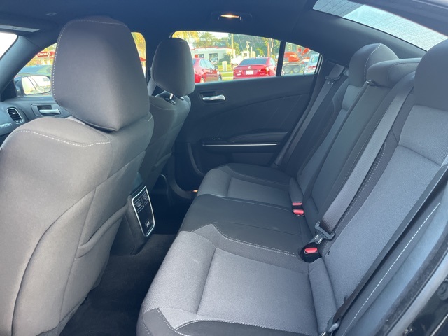 2021 Dodge Charger SXT photo 12