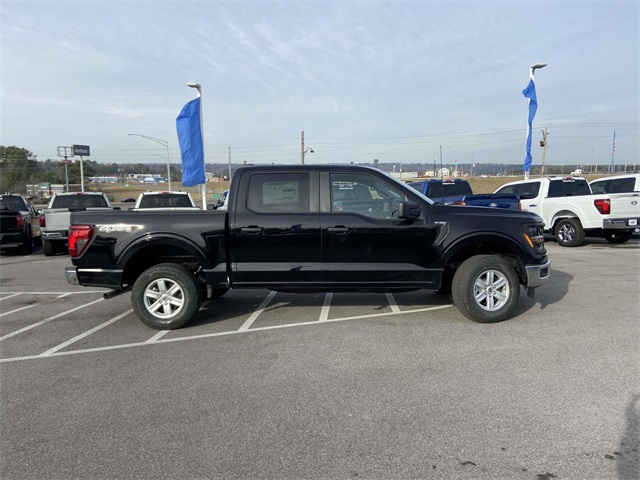 2025 Ford F-150 XL photo 2