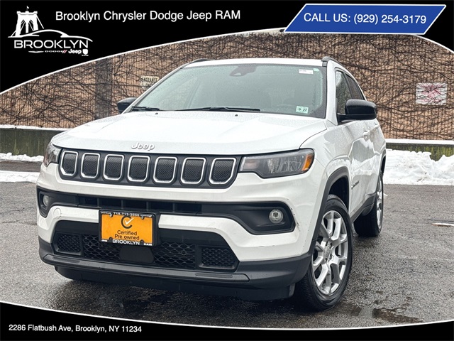 2022 Jeep Compass Latitude Lux's photo