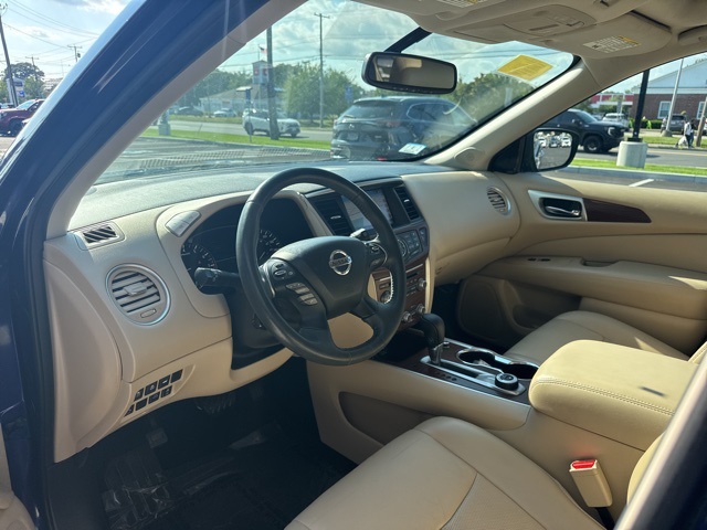 2018 Nissan Pathfinder Platinum photo 4