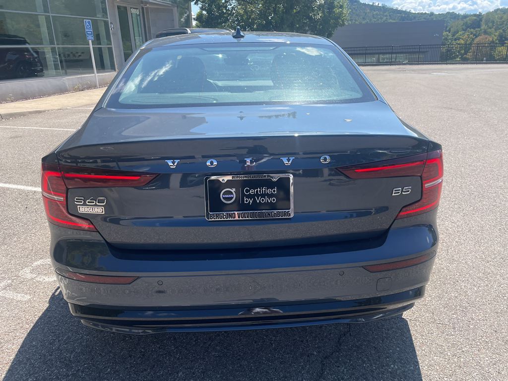 2024 Volvo S60 B5 Core photo 4