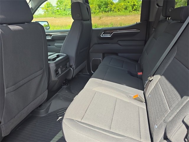 2026 Chevrolet Silverado 1500 RST photo 13