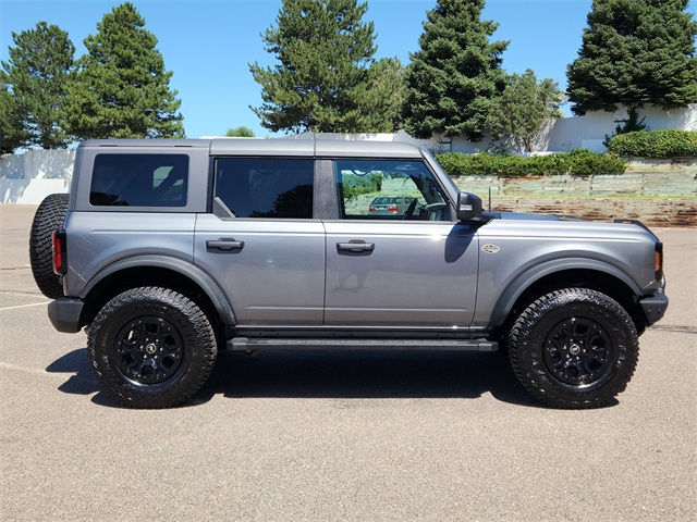 2024 Ford Bronco Wildtrak photo 2