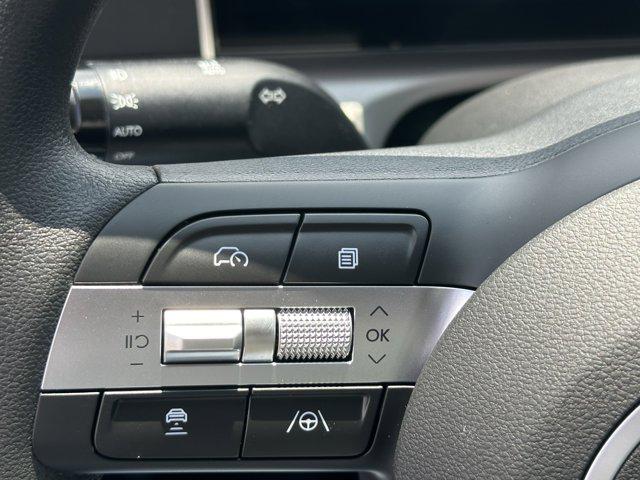 2025 Hyundai Tucson SE photo 21