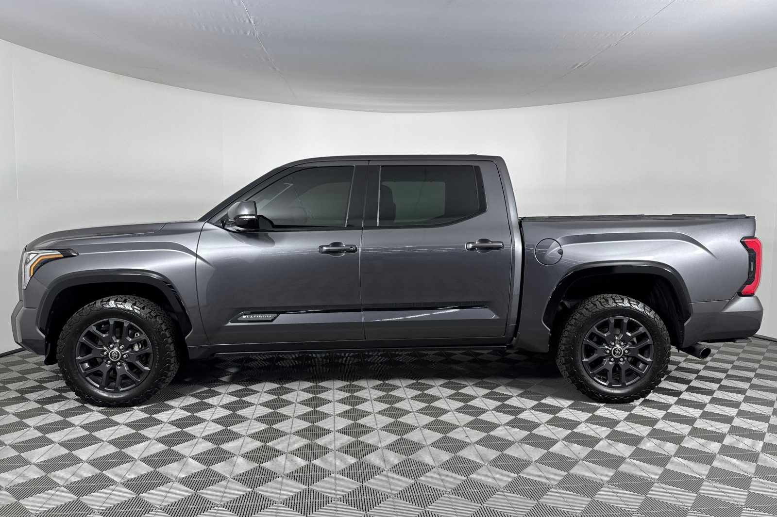 2023 Toyota Tundra Platinum photo 7