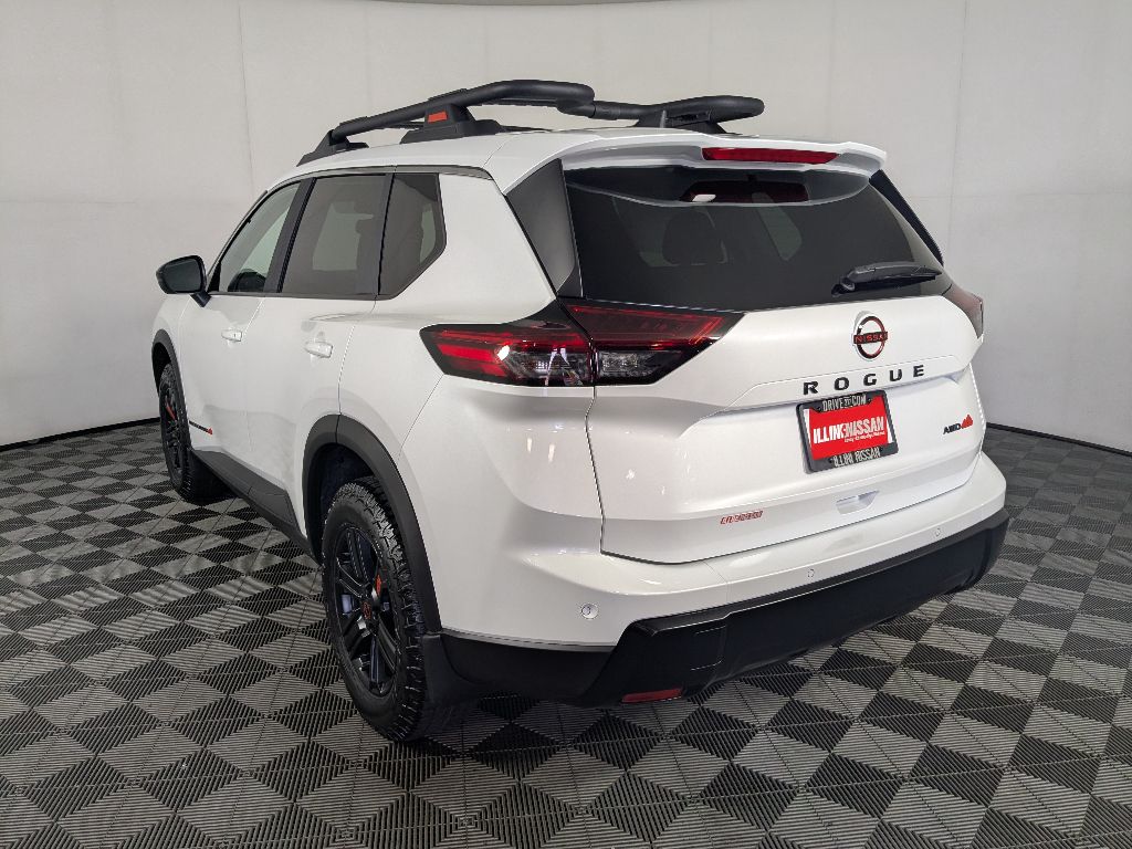 2026 Nissan Rogue SV photo 5