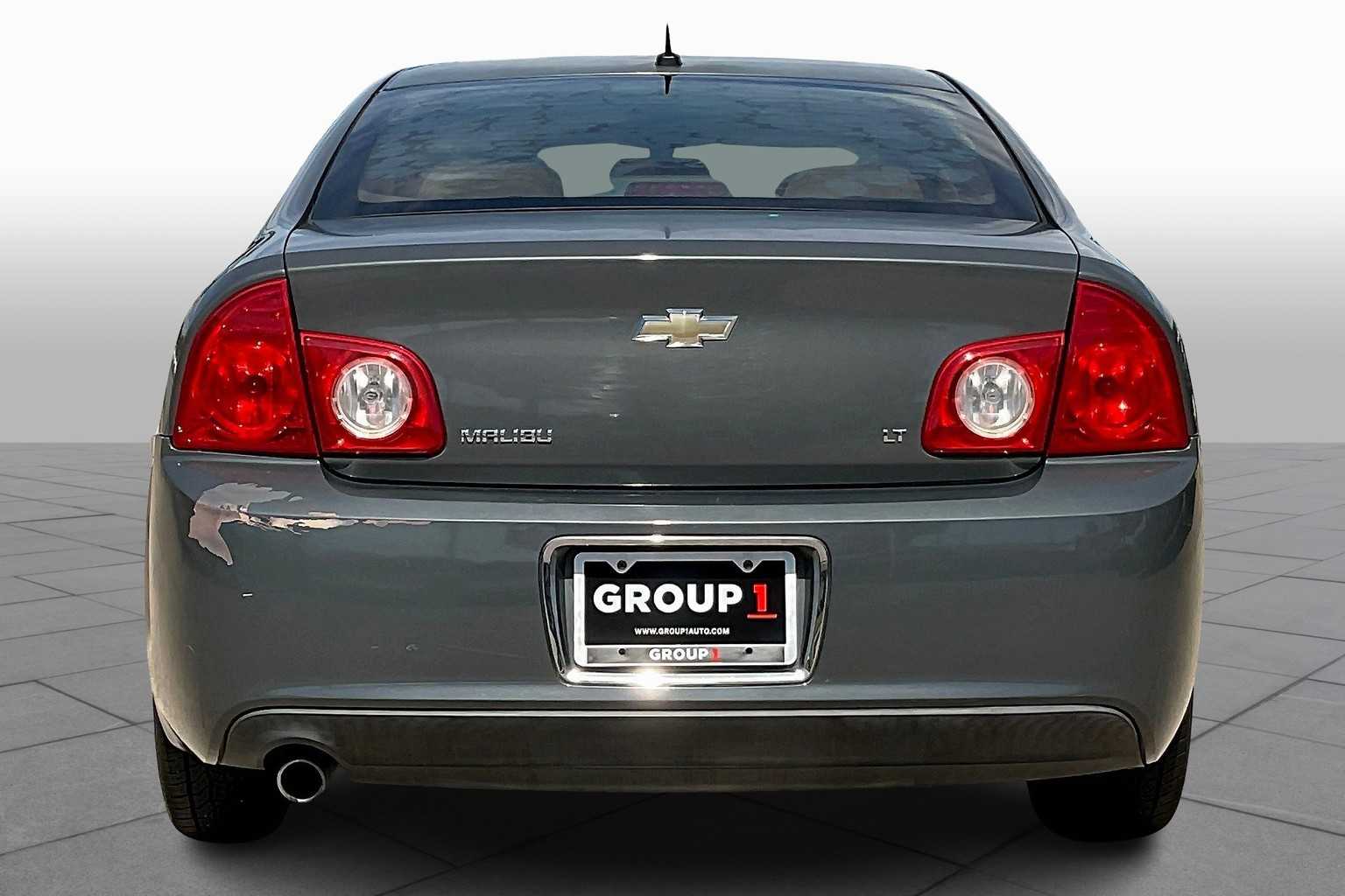 2009 Chevrolet Malibu 1LT photo 4
