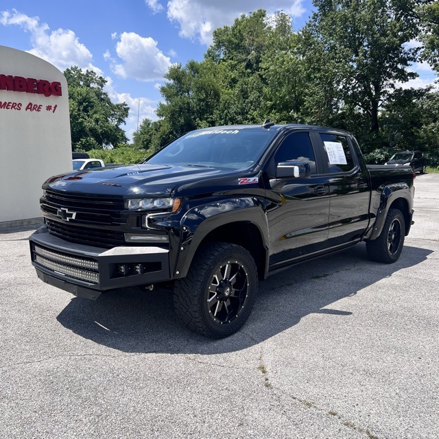 Used 2022 Chevrolet Silverado 1500 Limited RST with VIN 1GCUYEEL5NZ158959 for sale in Herrin, IL