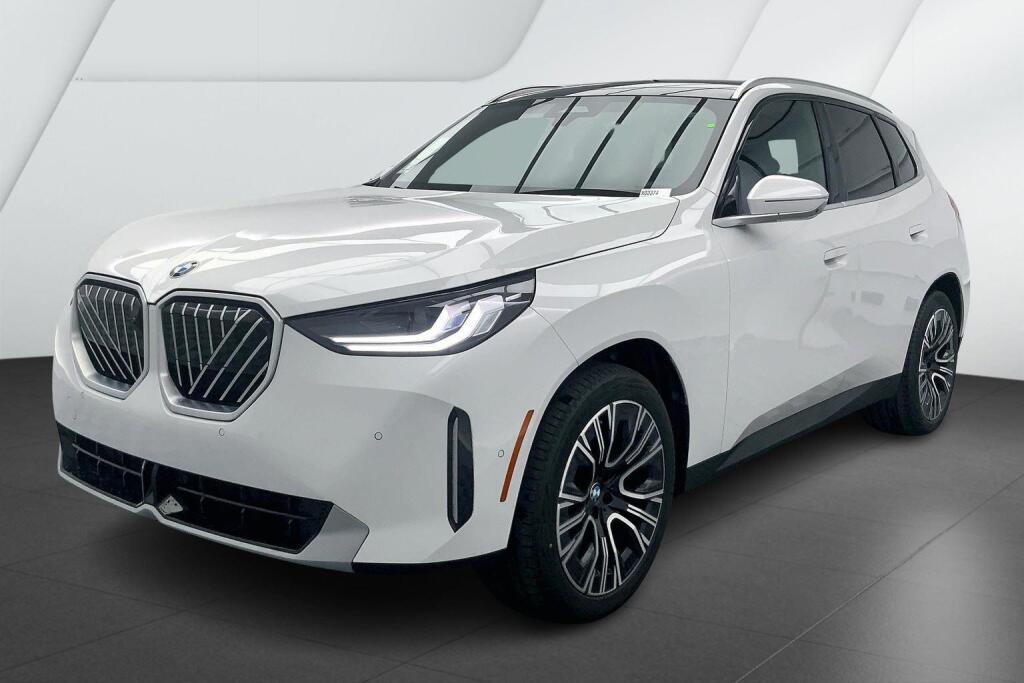 2025 BMW X3 30's photo