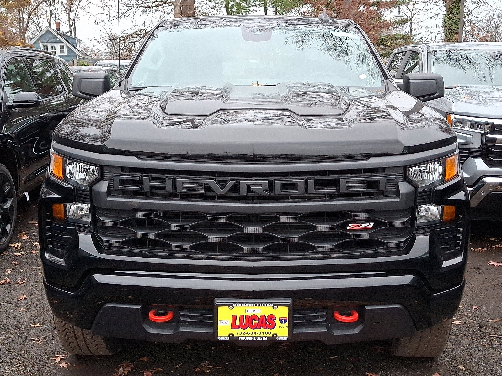 2026 Chevrolet Silverado 1500 Custom Trail Boss photo 2