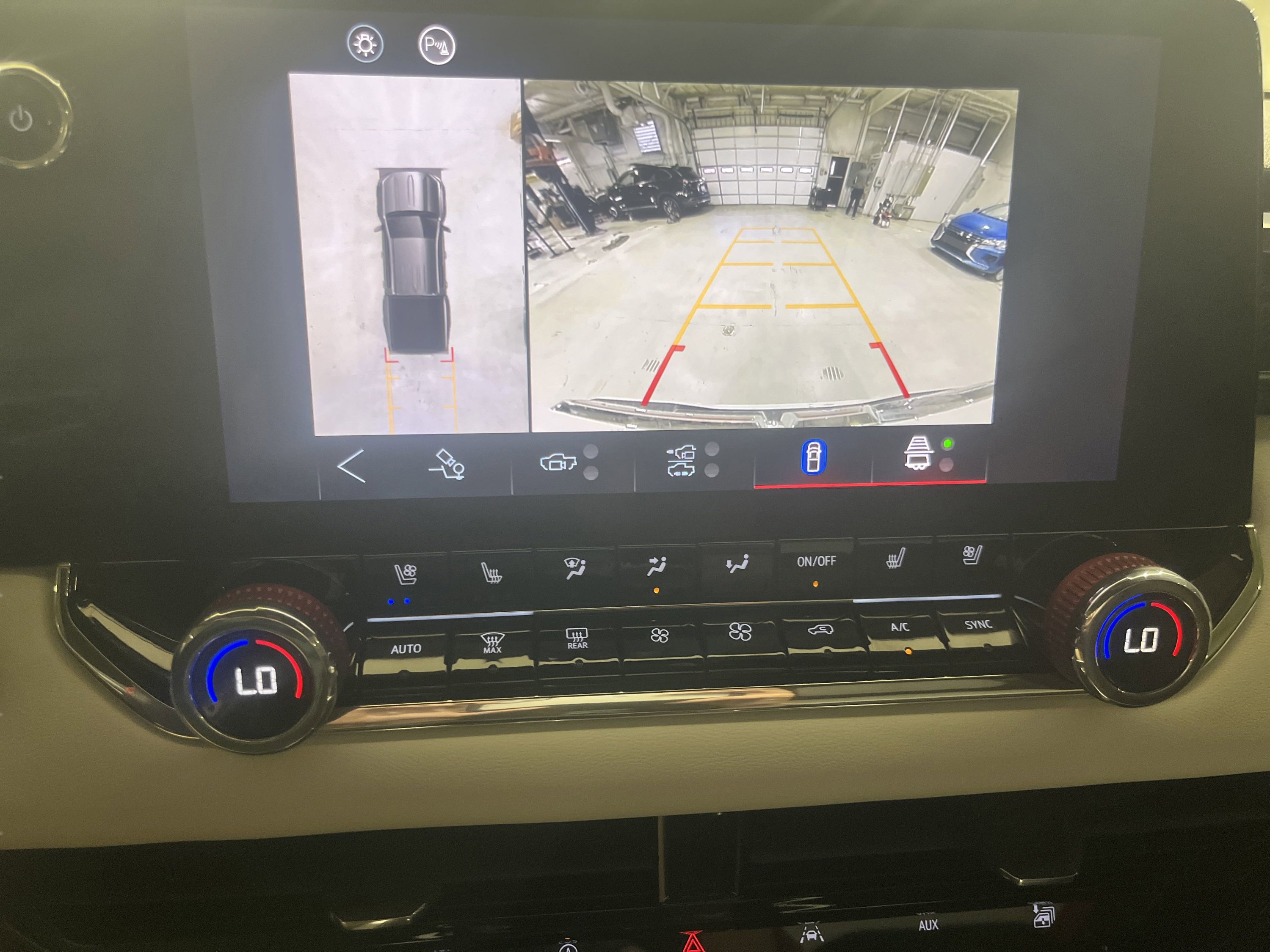2024 Gmc Canyon AT4X photo 22