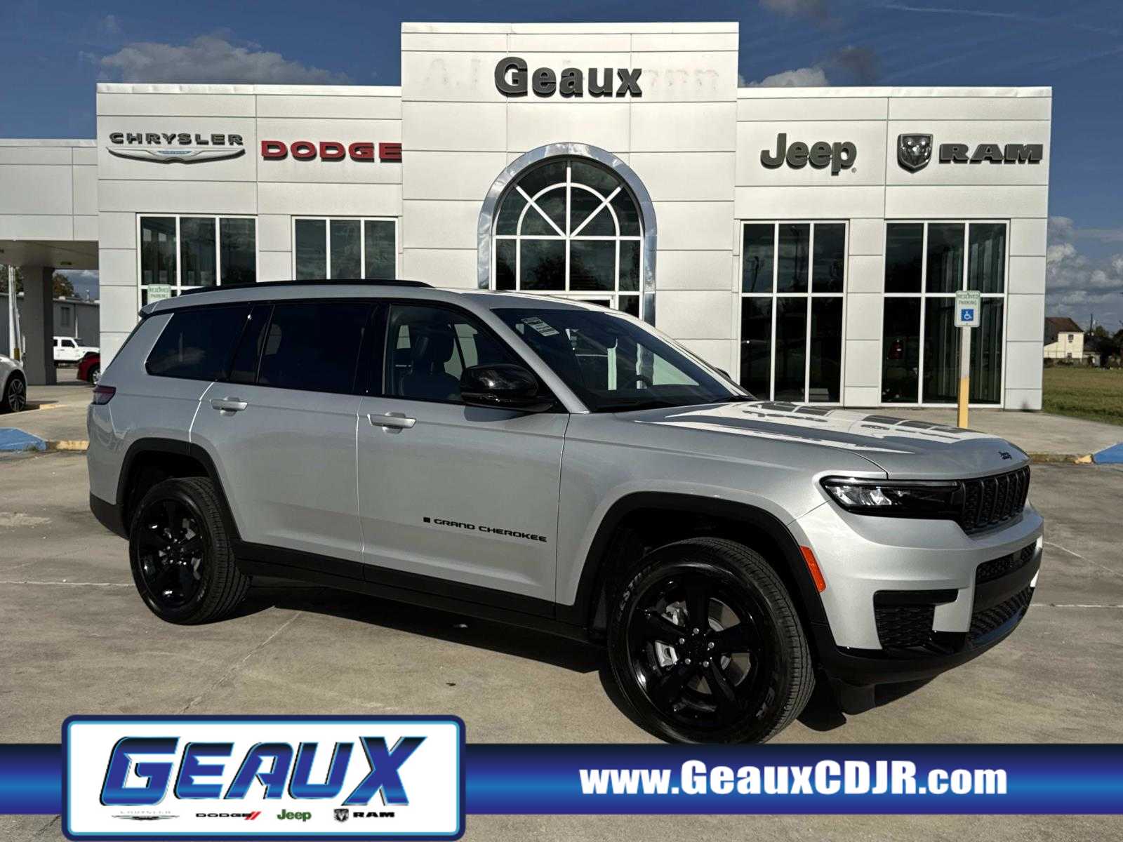 2025 Jeep Grand Cherokee L Altitude's photo