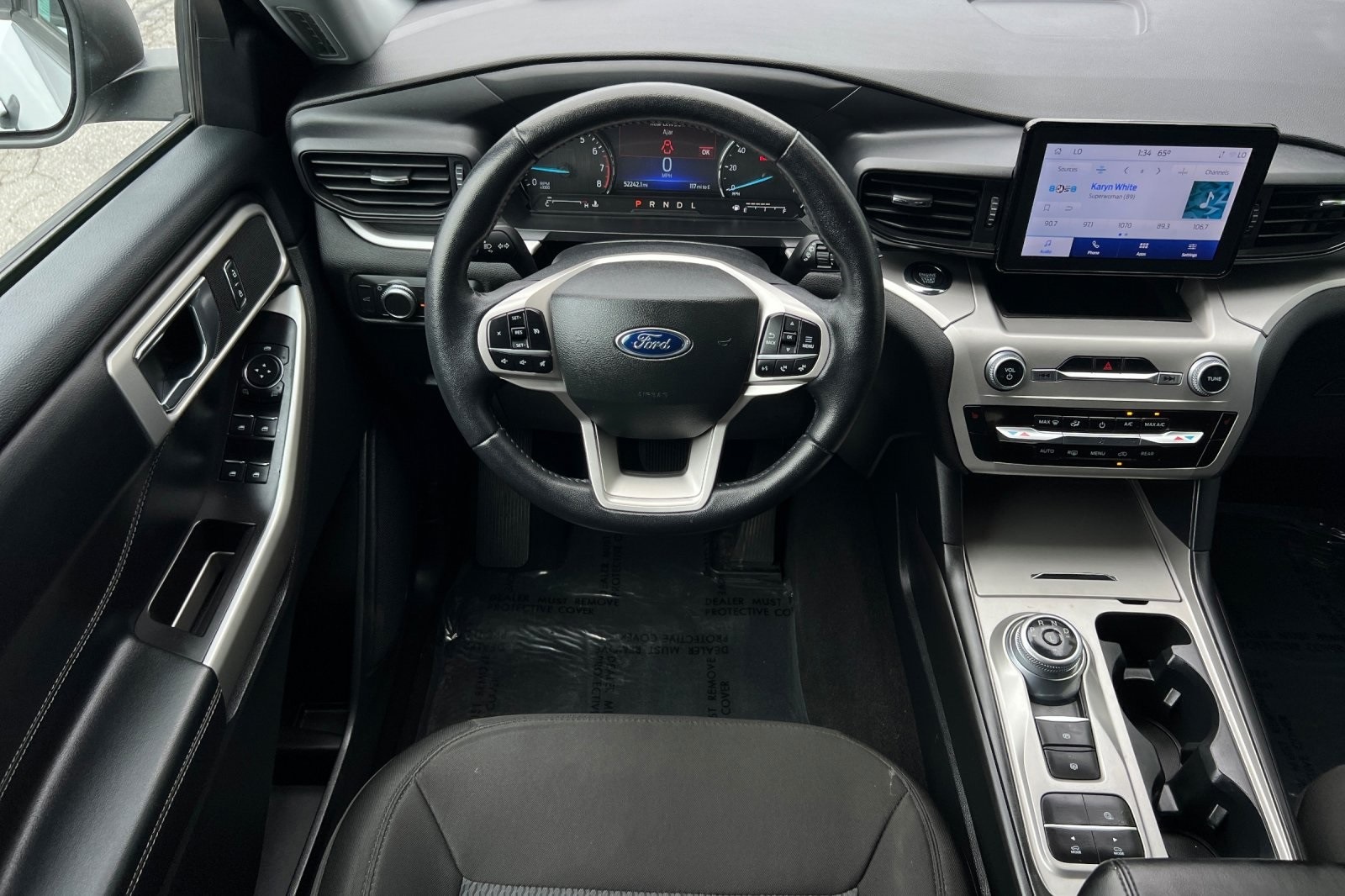 2022 Ford Explorer XLT photo 16