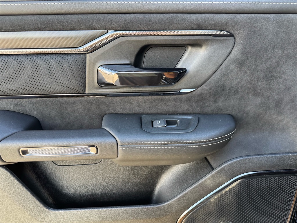 2025 Ram 1500 RHO photo 18