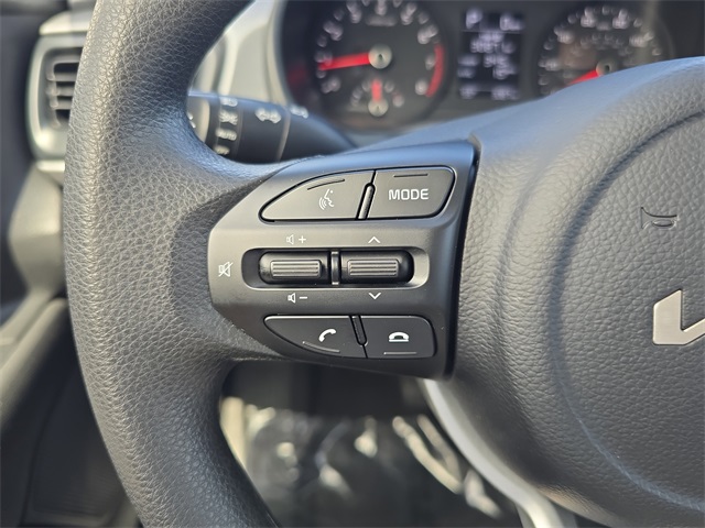 2023 Kia Rio S photo 18