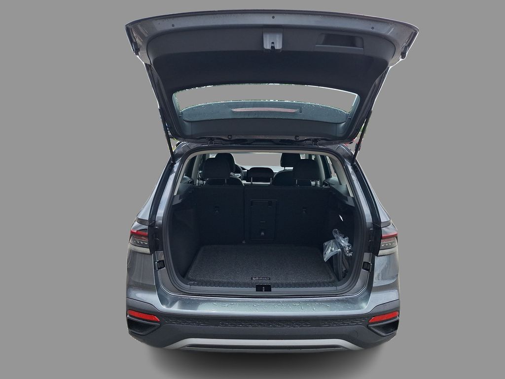 2025 Volkswagen Taos S photo 10
