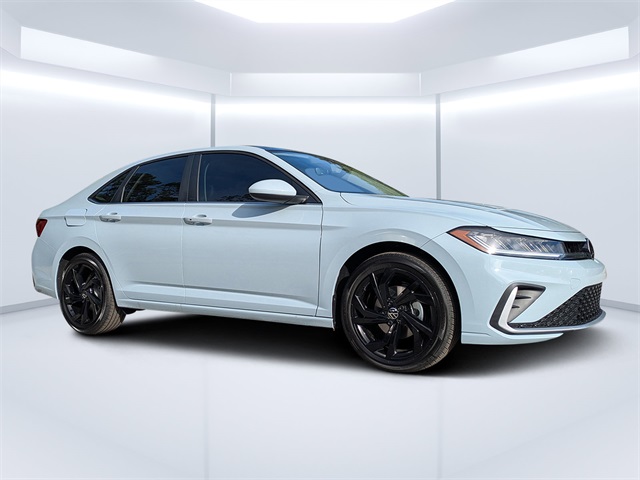 2026 Volkswagen Jetta SE's photo