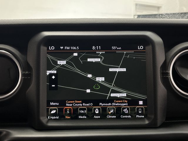 2022 Jeep Wrangler Unlimited Sahara 4xe photo 9