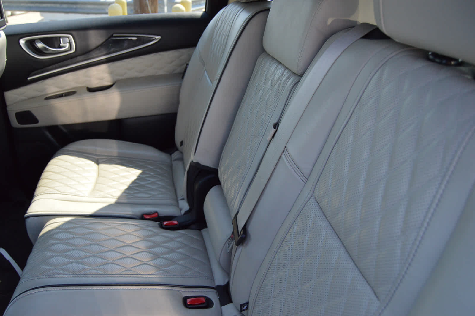 2019 Infiniti QX60 Luxe photo 20