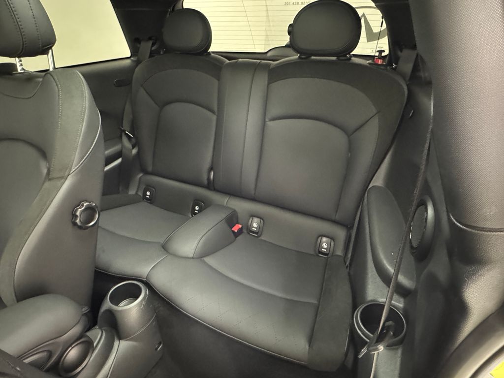 2024 Mini Cooper Hardtop John Cooper Works photo 11