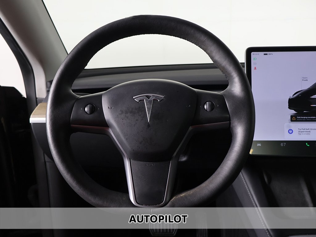 2023 Tesla Model Y Long Range photo 3