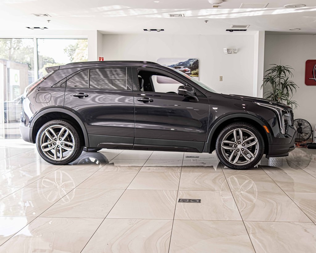 2022 CADILLAC XT4 - Image 9