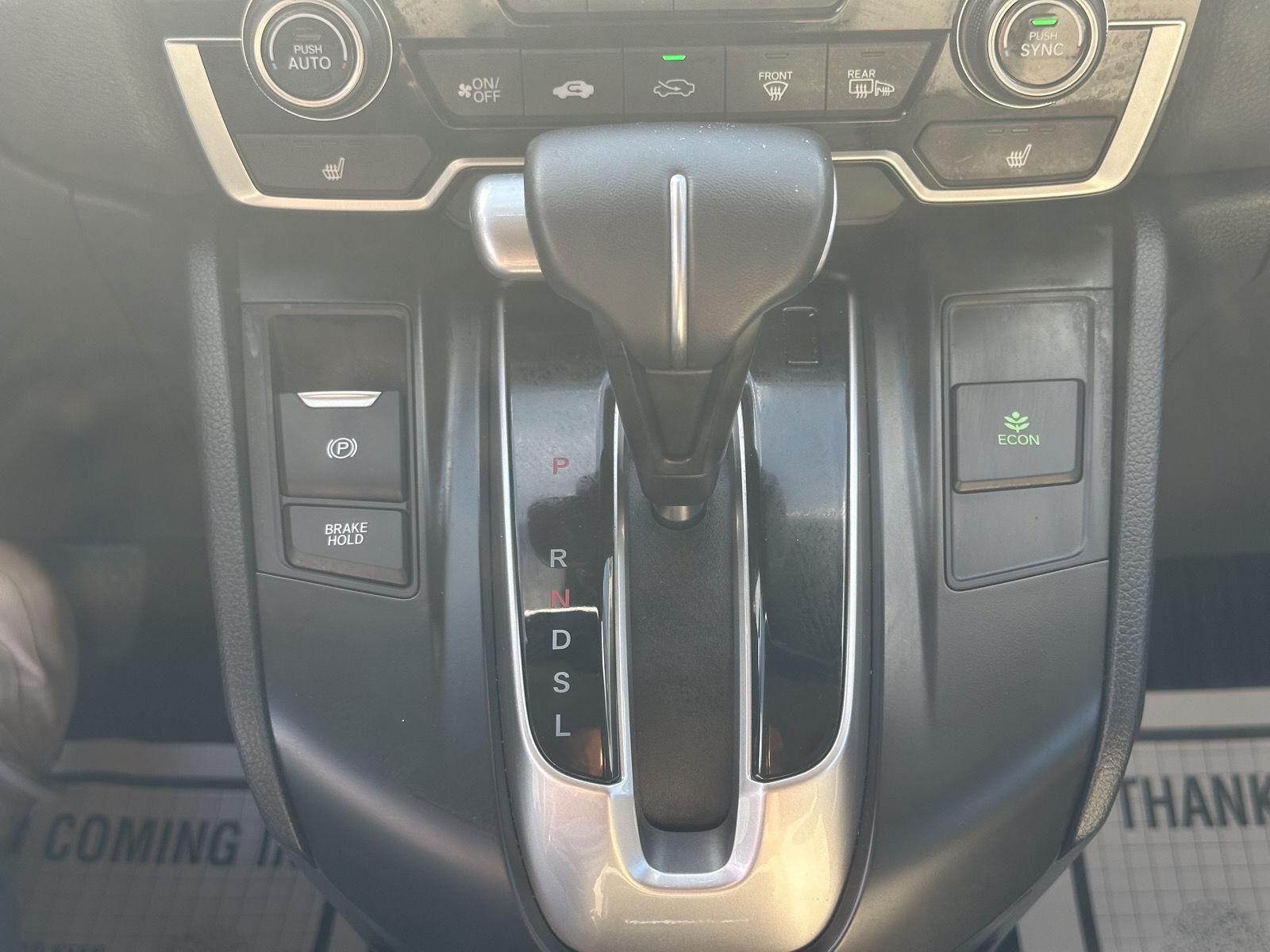 2018 Honda CR-V Touring photo 17