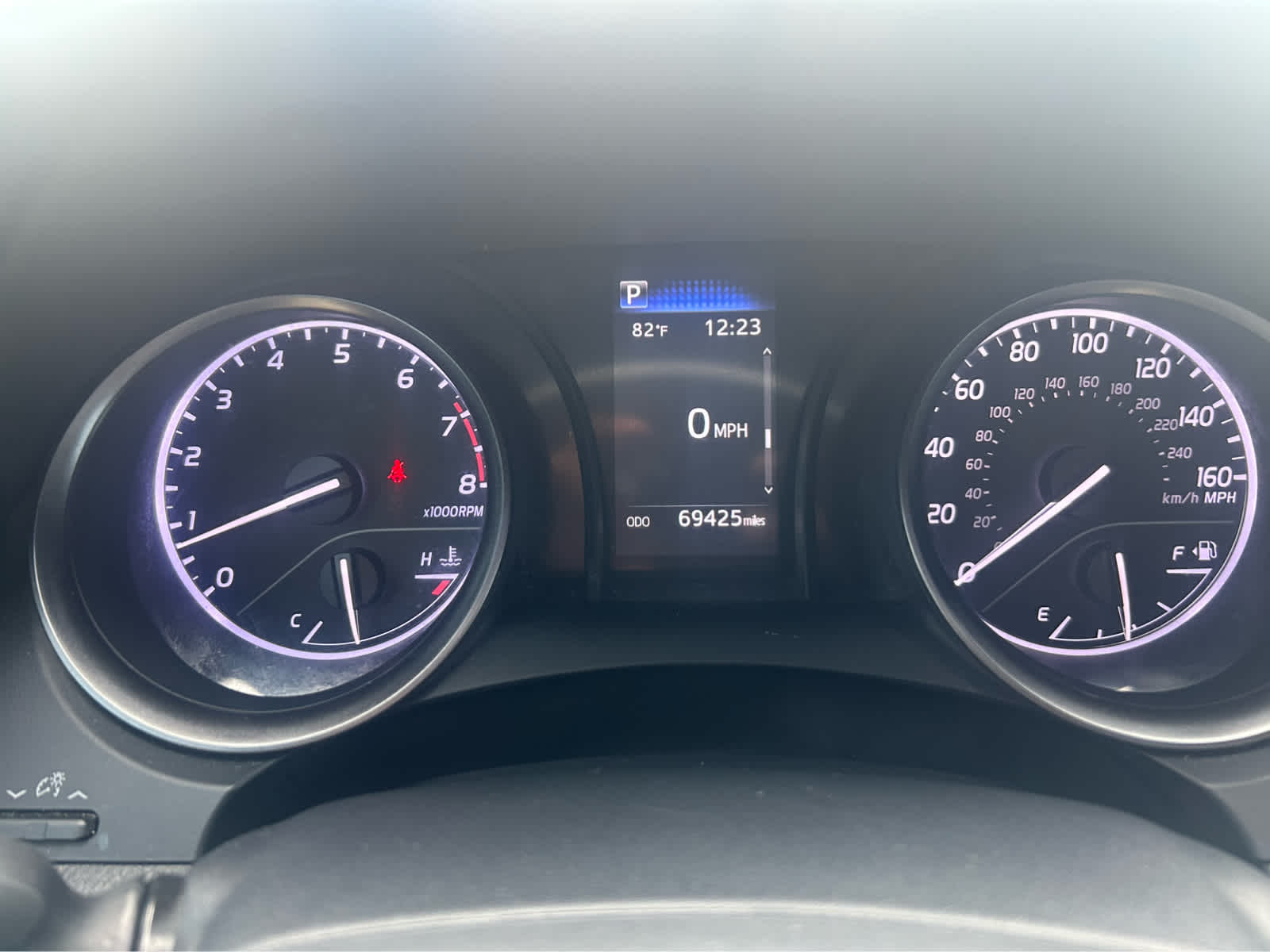2023 Toyota Camry SE photo 12