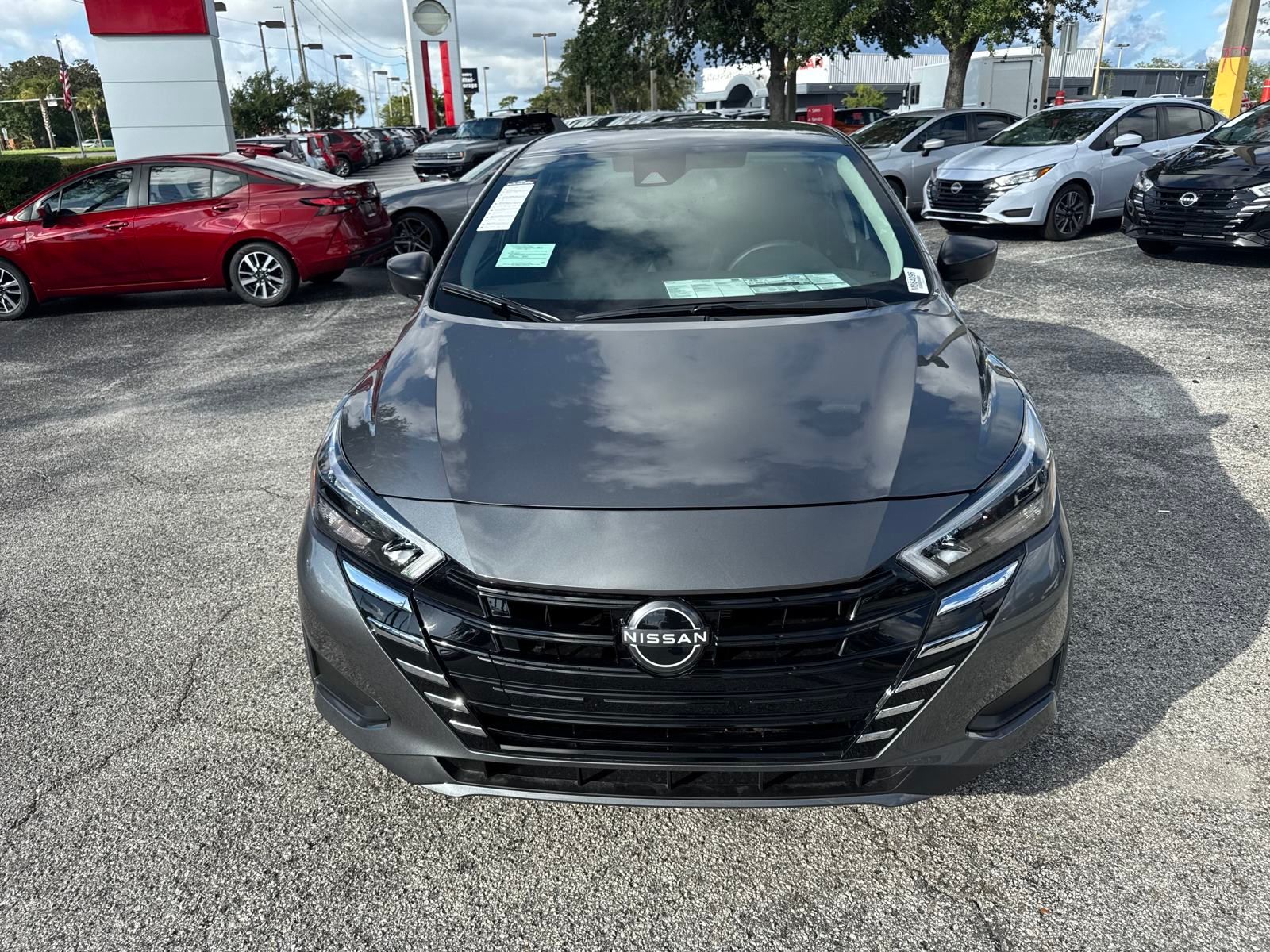 2025 Nissan Versa 1.6 S photo 3