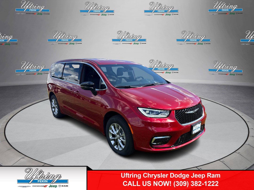 2026 Chrysler Pacifica Select's photo