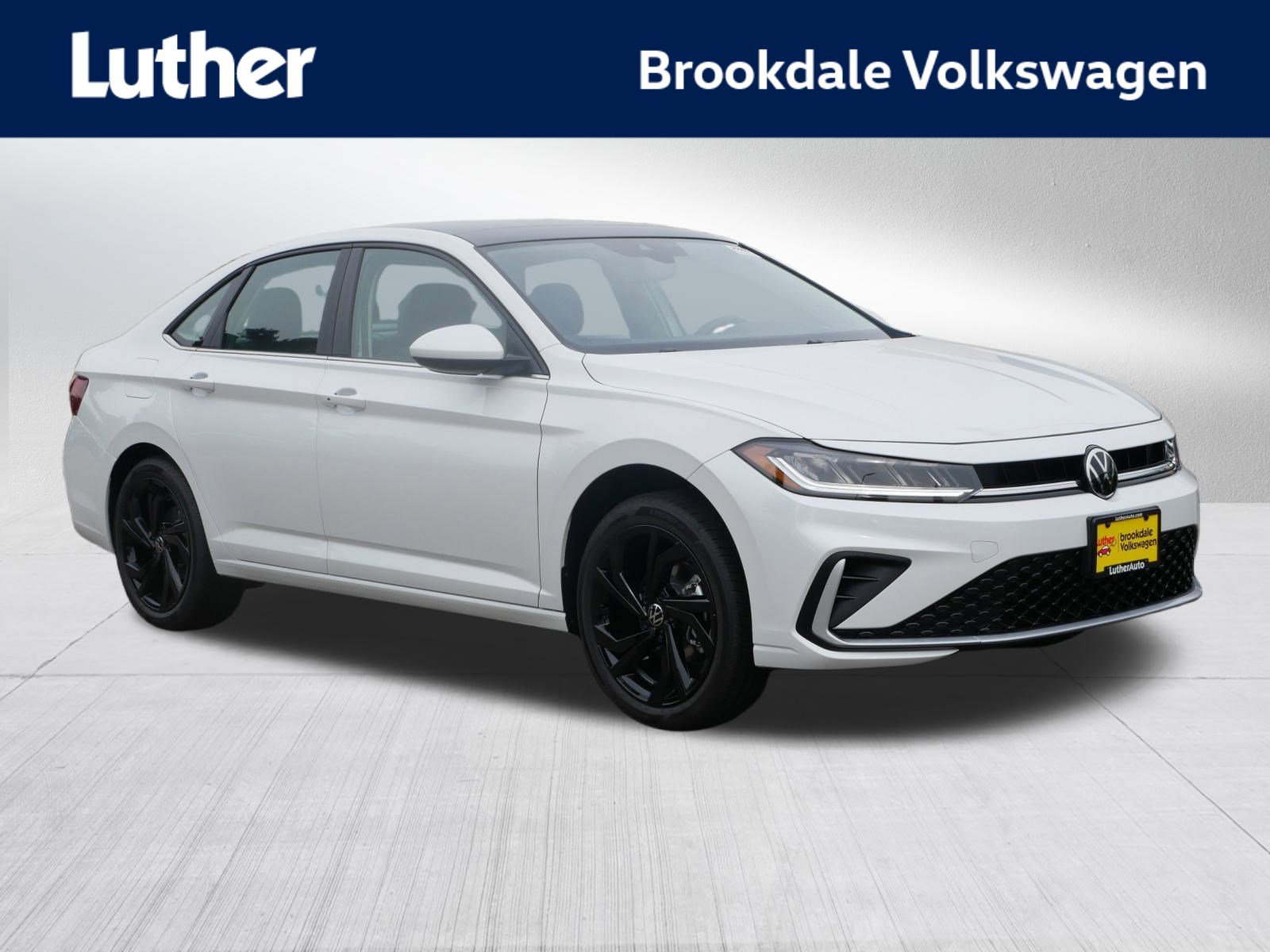 2025 Volkswagen Jetta SE's photo