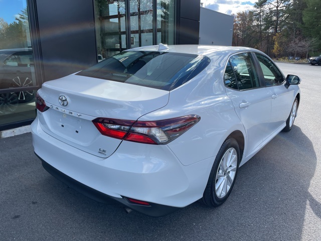 2023 Toyota Camry LE photo 4