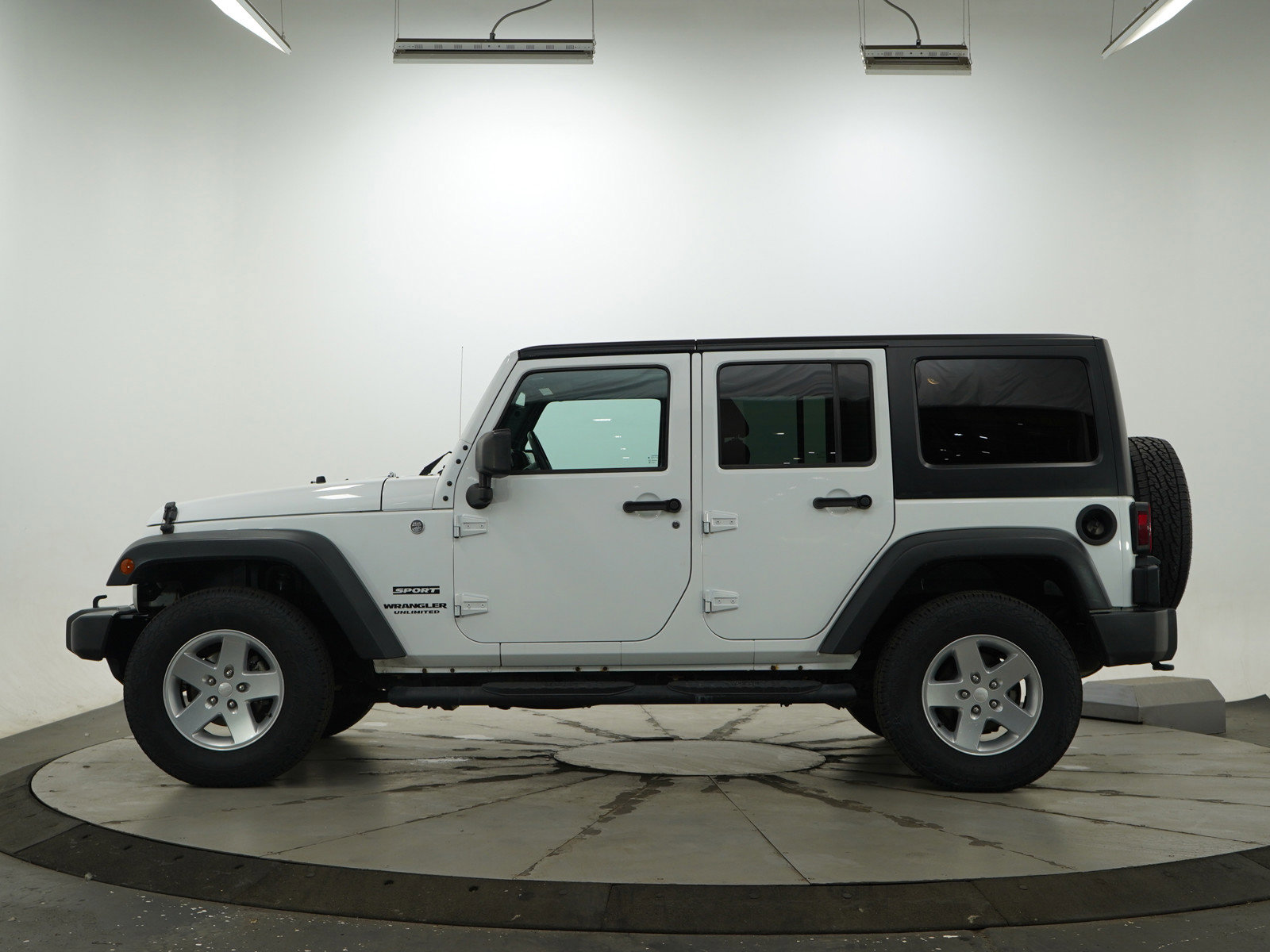 Used 2015 Jeep Wrangler Unlimited Sport with VIN 1C4BJWDG5FL759136 for sale in Hopkins, Minnesota