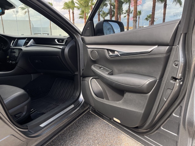 2023 Infiniti QX55 Luxe photo 22
