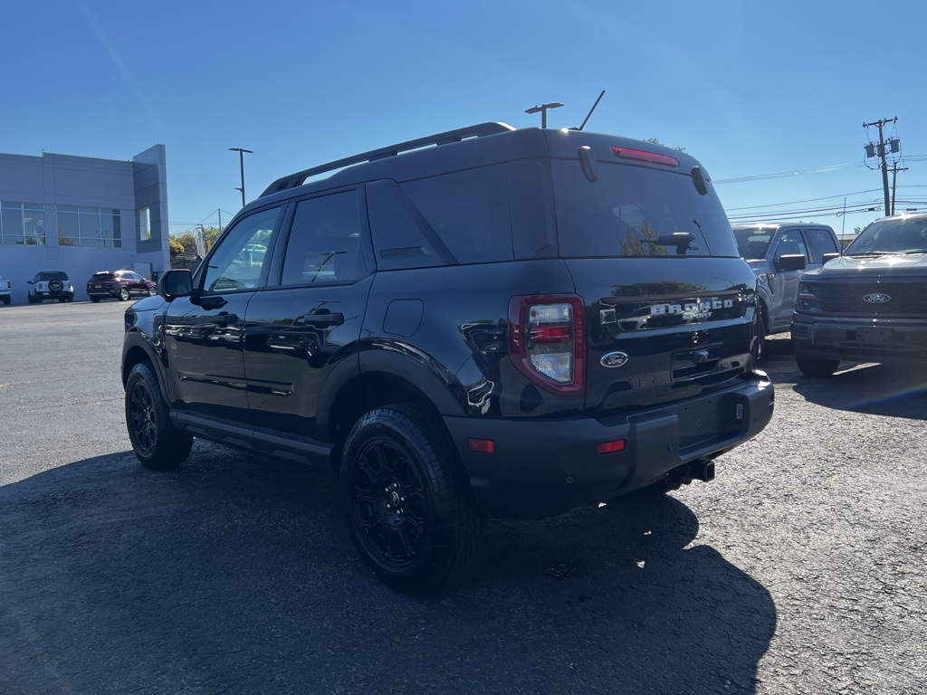 2025 Ford Bronco Sport Badlands photo 2