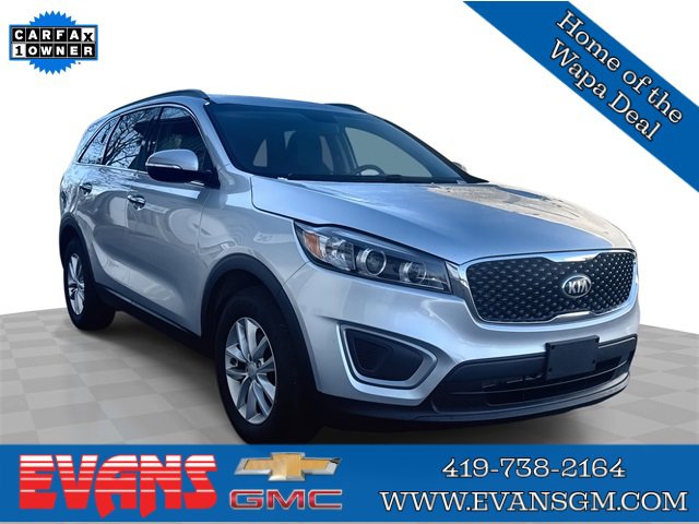 2017 Kia Sorento LX's photo