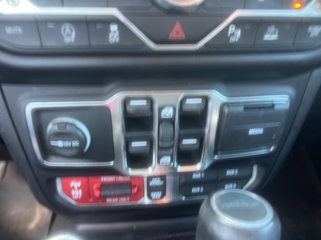 2020 Jeep Gladiator Rubicon photo 9