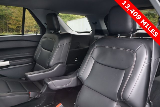 2023 Ford Explorer XLT photo 12